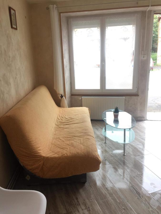 Petite Maison Au Coeur De L Auvergne Jumeaux Dış mekan fotoğraf