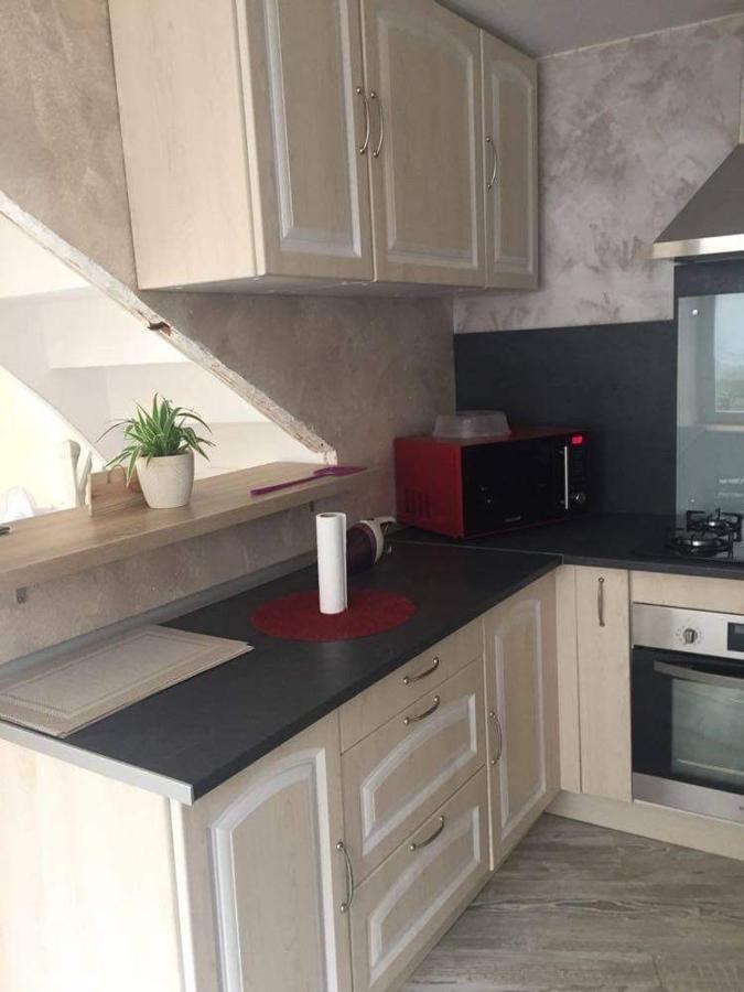 Petite Maison Au Coeur De L Auvergne Jumeaux Dış mekan fotoğraf